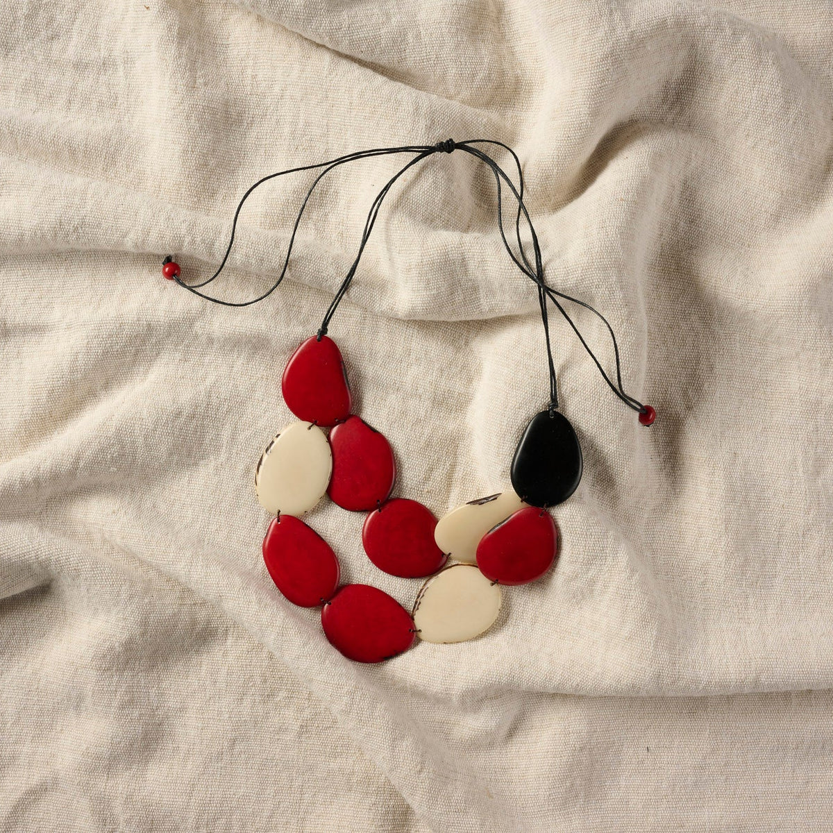 Collana Carambola tagua