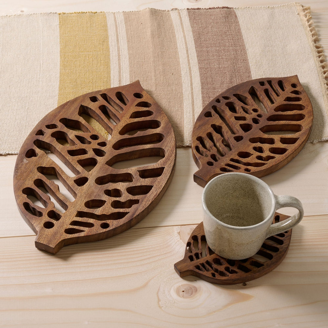 Sottopentola Leaf legno
